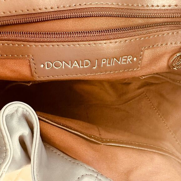 Donald Pliner Shoulder Bag - Picture 4 of 12